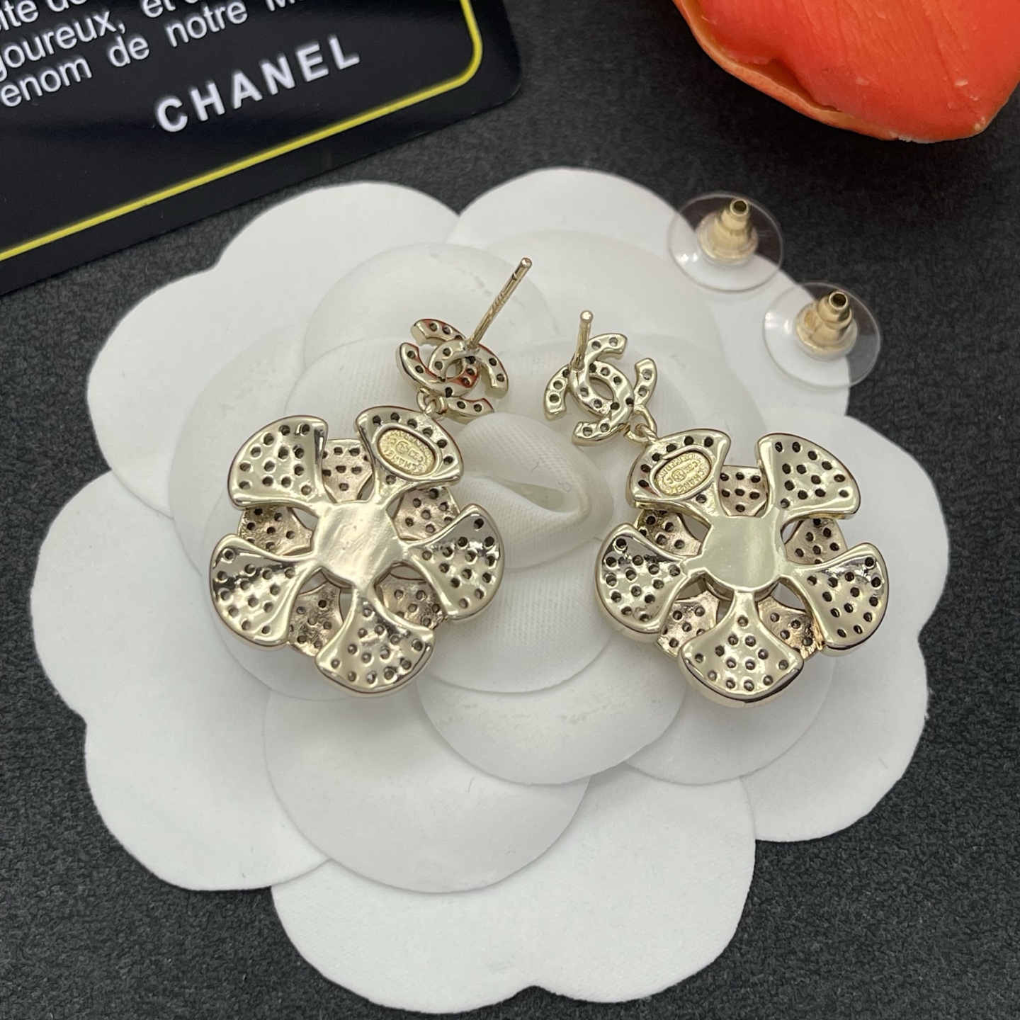 CCE721 Chanel drop earrings - ccjewelryacc