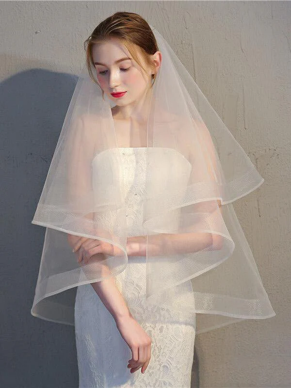 Two Tier Ivory Short Wedding Veils