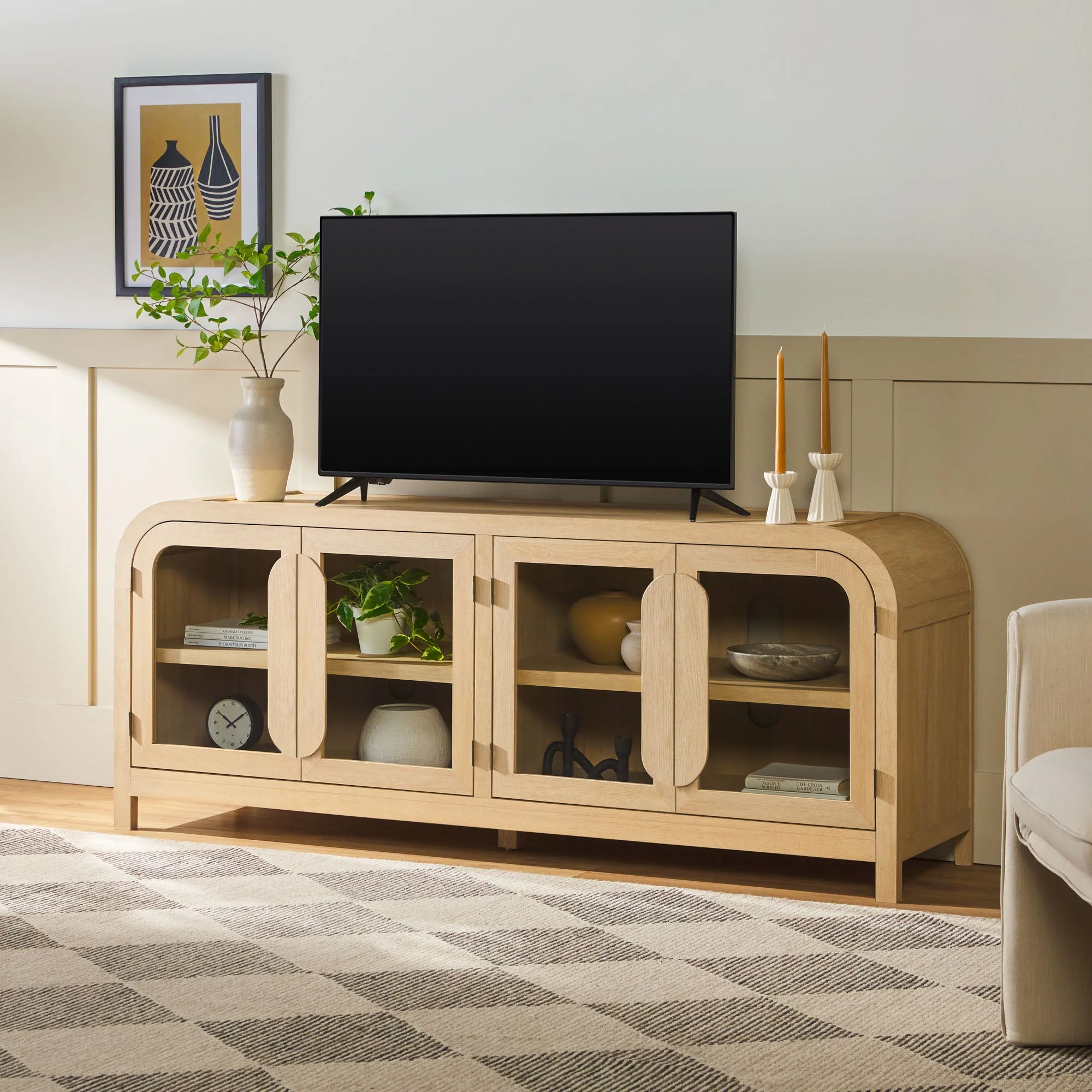 Chantelle Modern Curve Easy Assembly TV?Stand