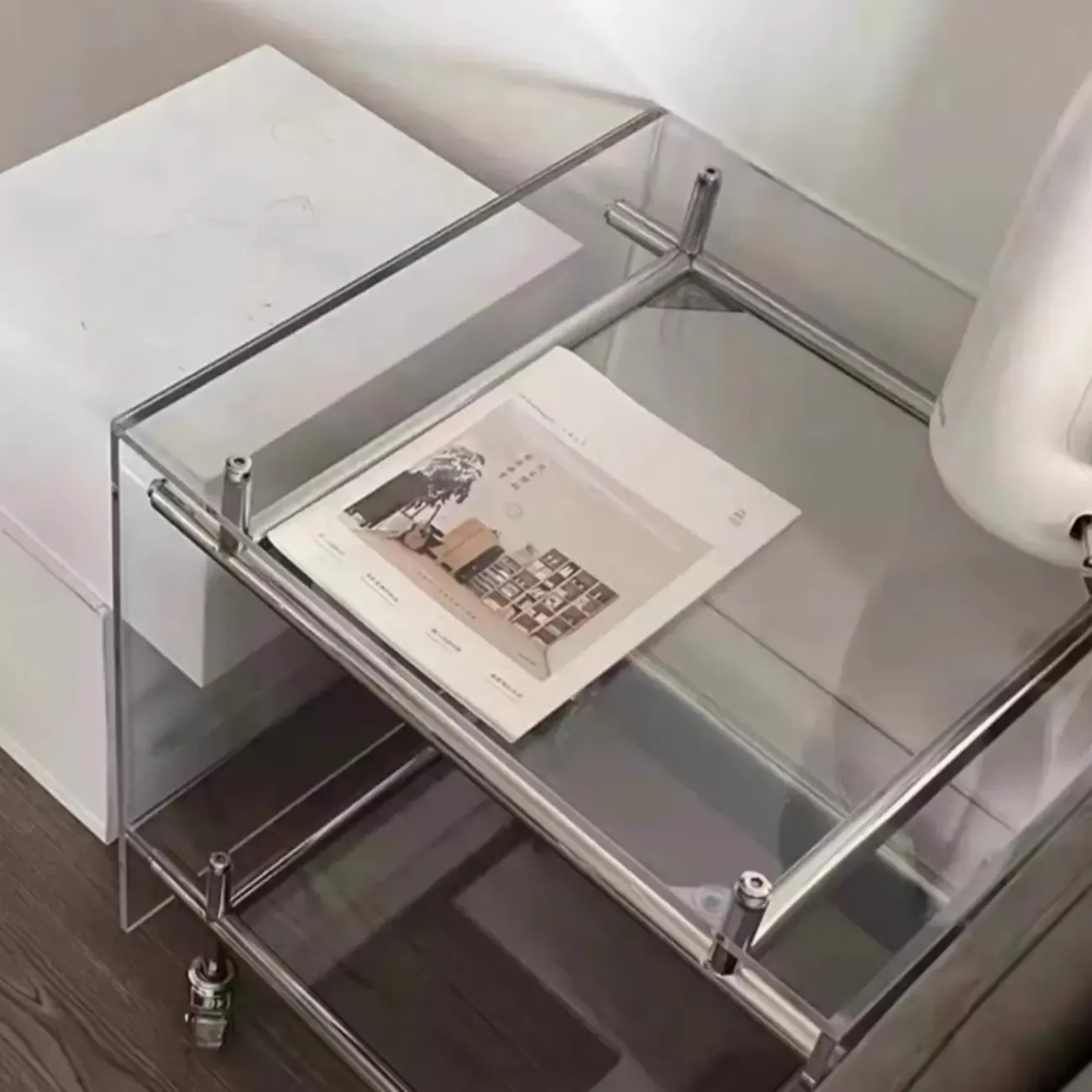 Stylish Clear Acrylic 360° Rolling Cubic Side Table