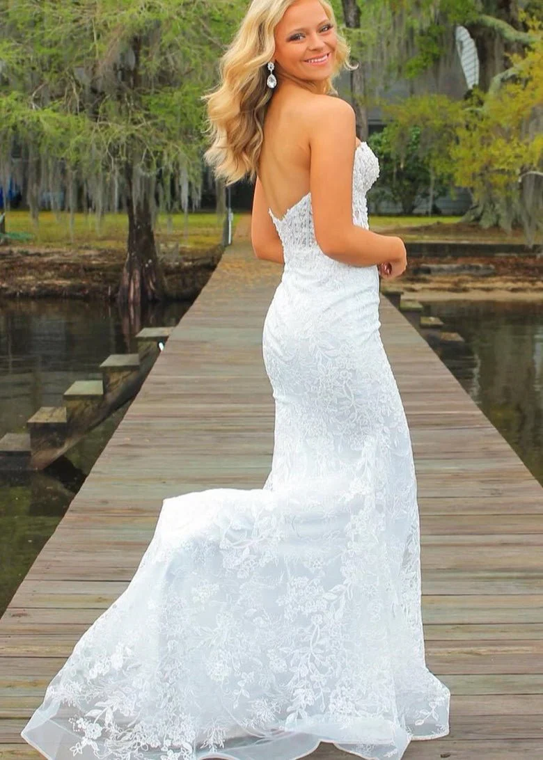 Black Sweetheart Lace Appliques Mermaid Long Prom Dresses