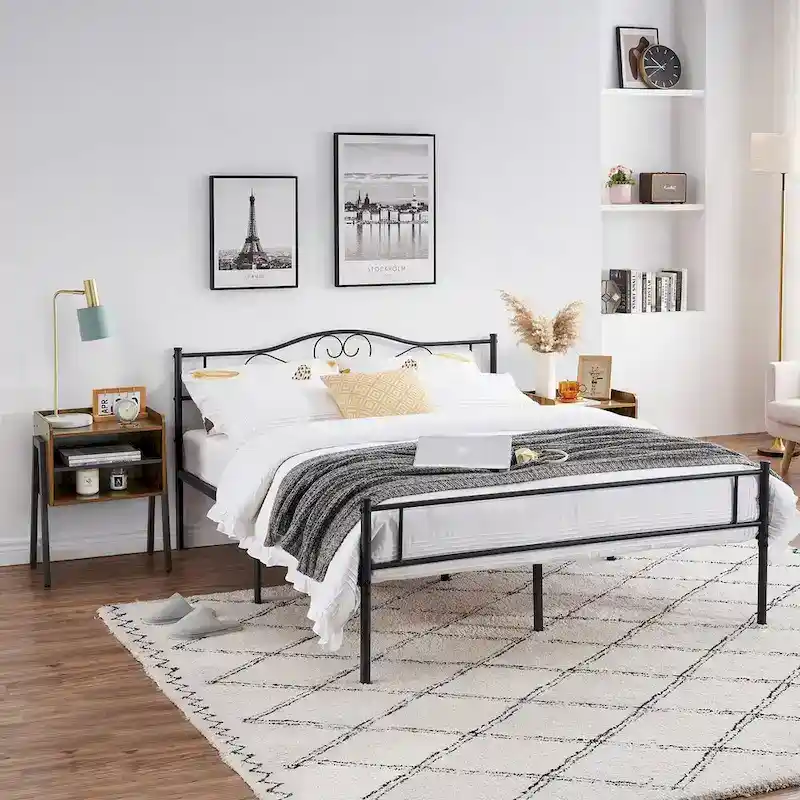 3-Pieces Bedroom Set with Black Platform Bed Frame and Nightstands Set of 2