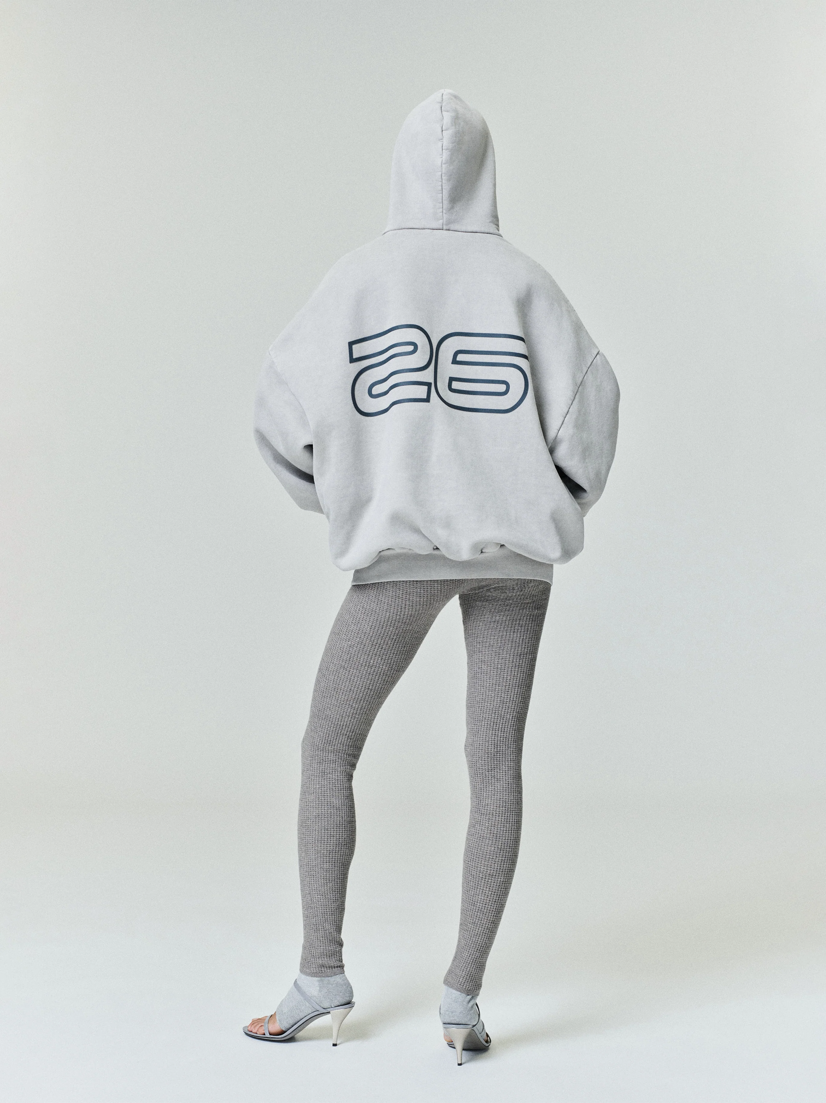 Heavy Fleece 90s Hoodie