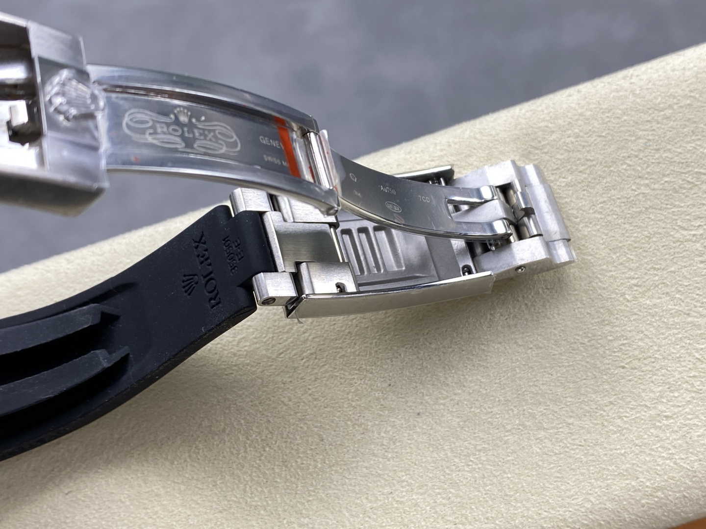 Rolex Oysterflex rubber strap and deployant clasp with crown engraving