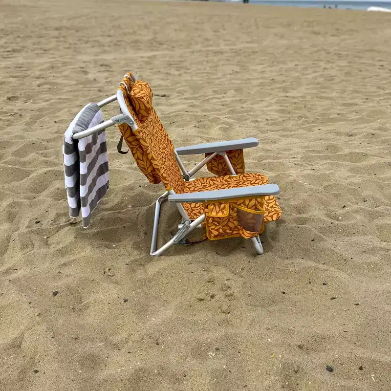 Bliss Hammocks Folding Beach Chair Recliner with Detachable Cooler