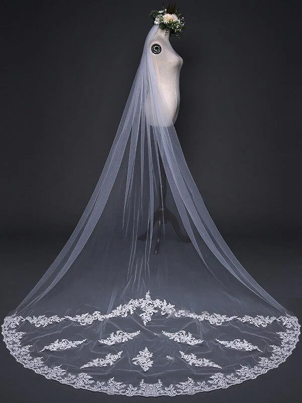 Simple One Tier White Cathedral Veils with Lace Train