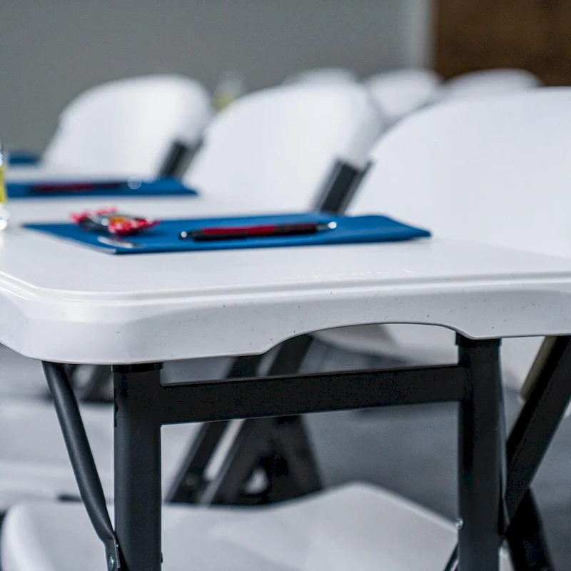 Lifetime 6-Foot Seminar Table (Commercial)