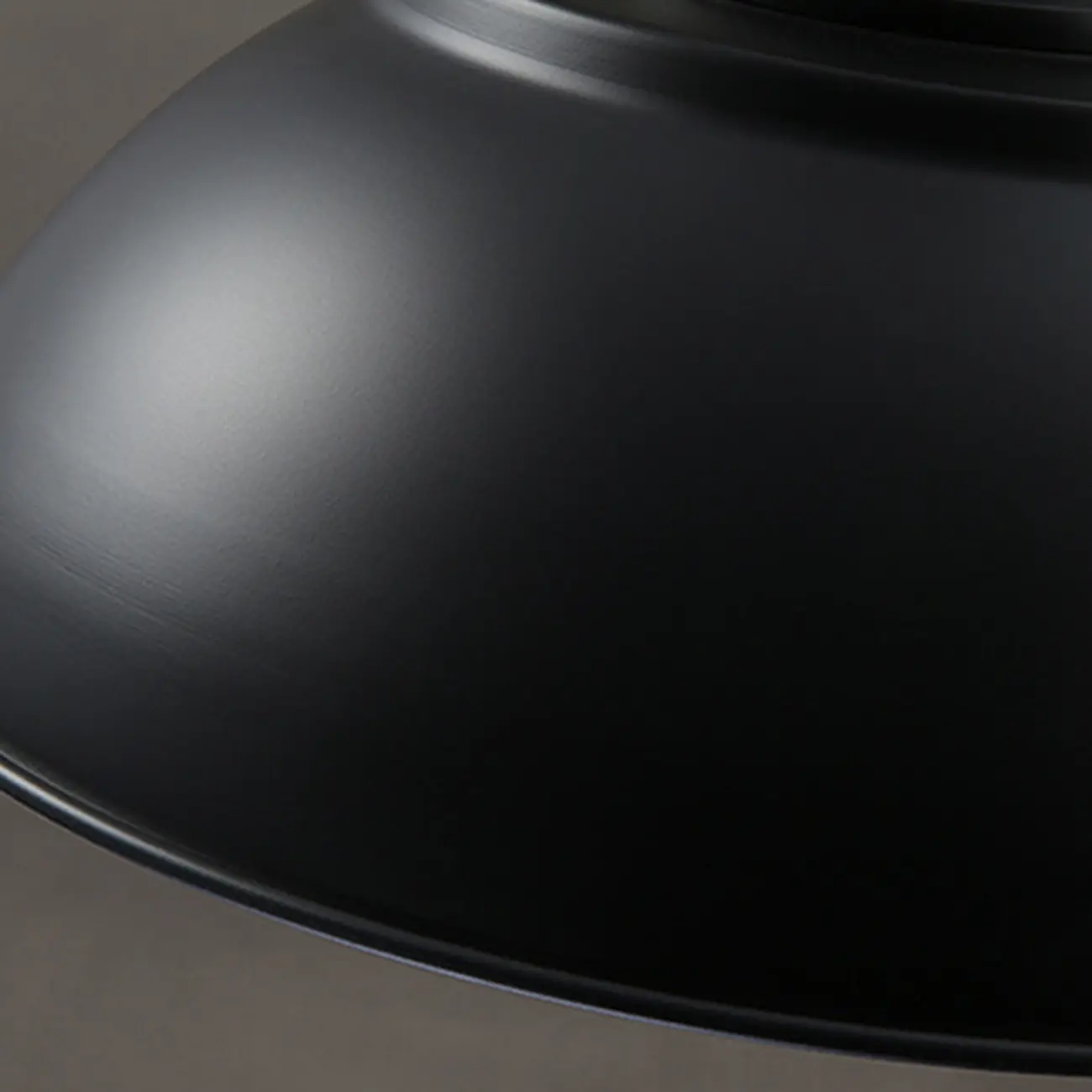 Industrial Adjustable Black Round Pendant light