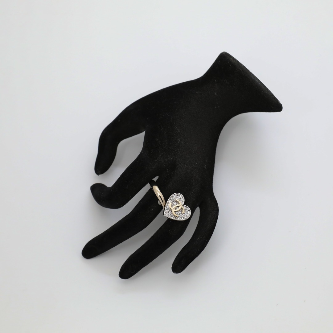 CCR065 Chanel crystal heart ring - ccjewelryacc