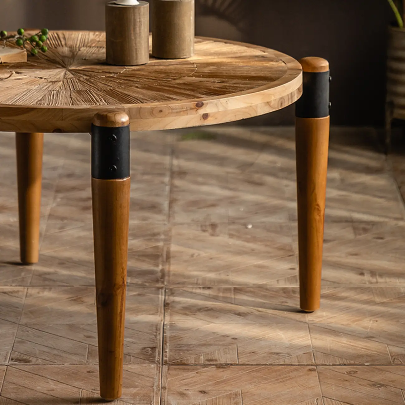 Modern Round Natural Wood Four Legs Coffee Table Dining Table