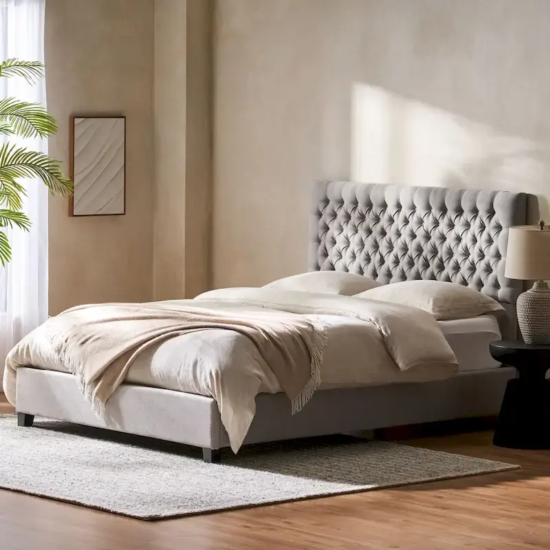 Upholstered Tufted Queen Bed Set