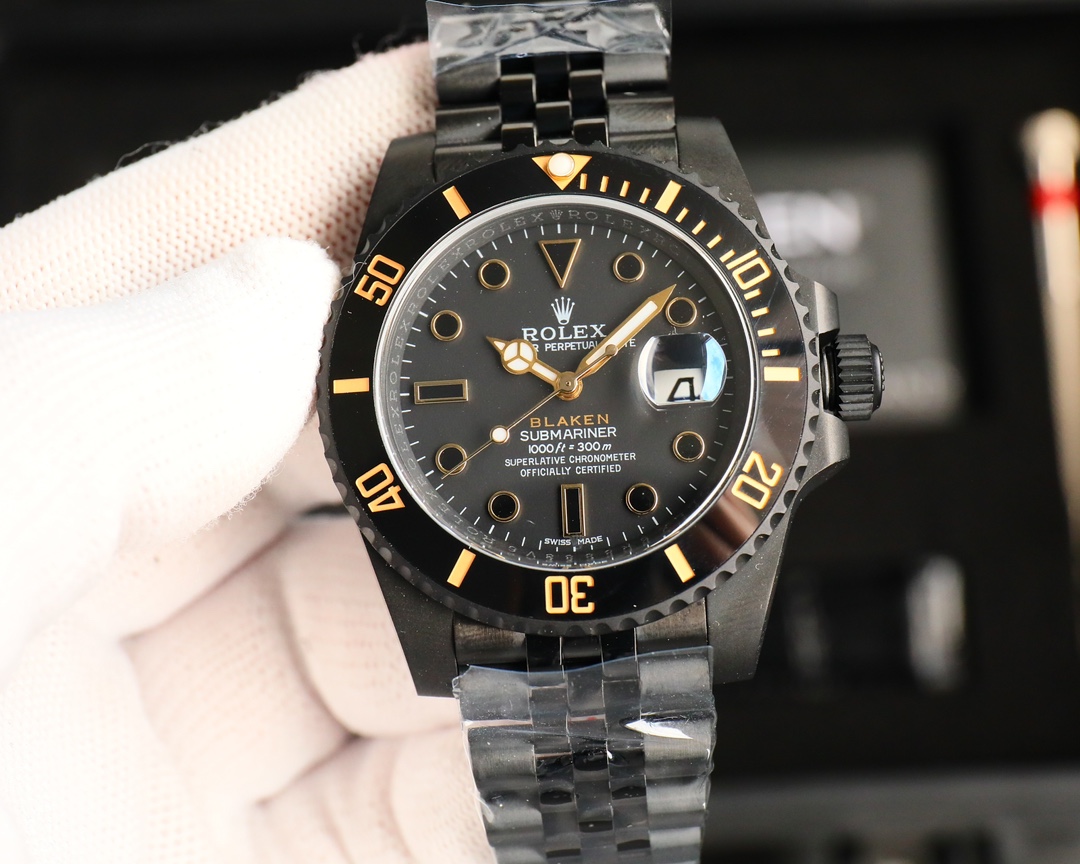Best Replica Rolex Blaken Submariner front view