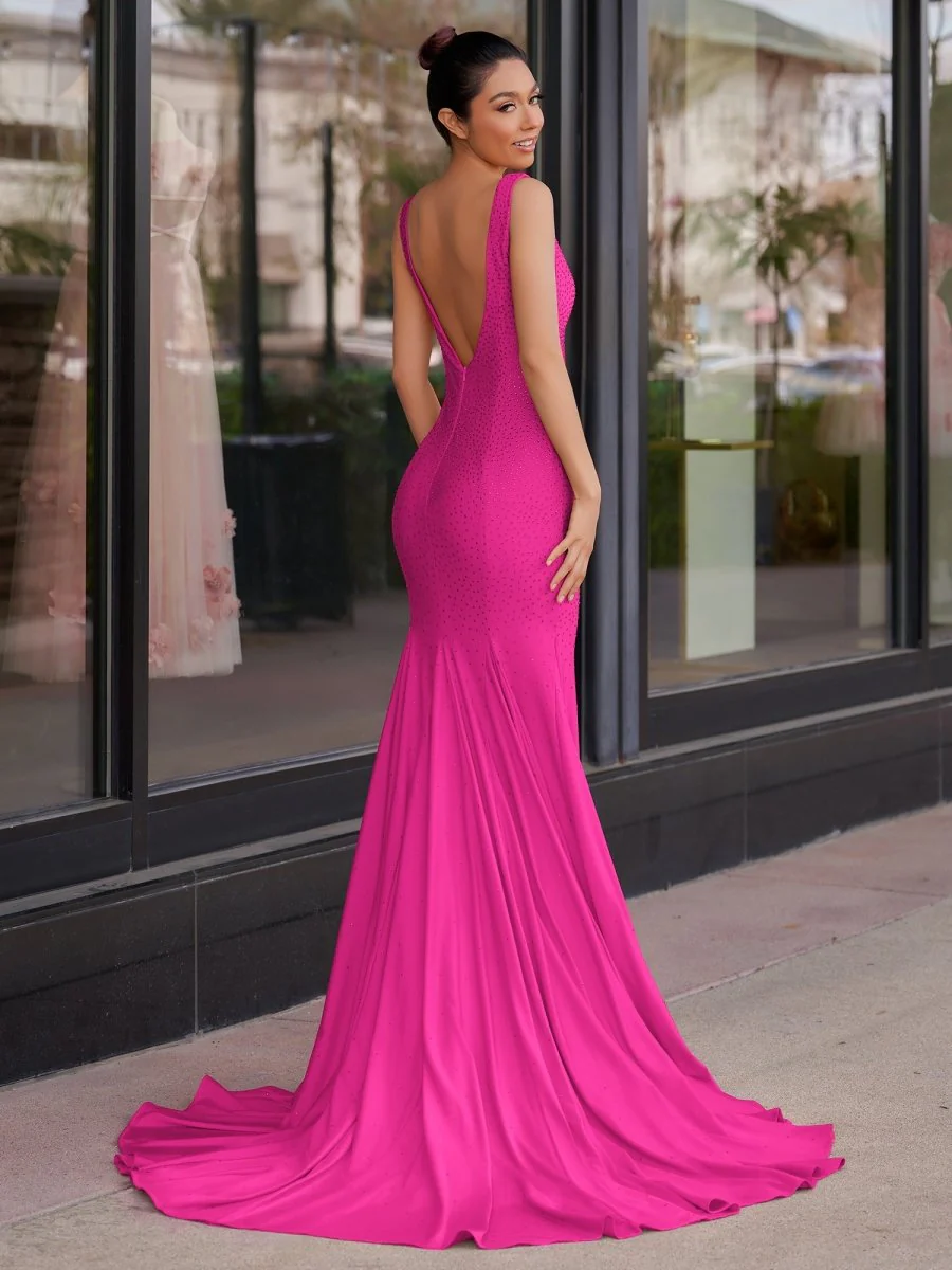 Mermaid Deep V-Neck Beaded Satin Long Prom Dress