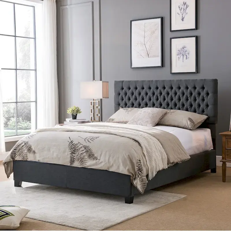 Kaelyn Upholstered Tufted Queen Bed