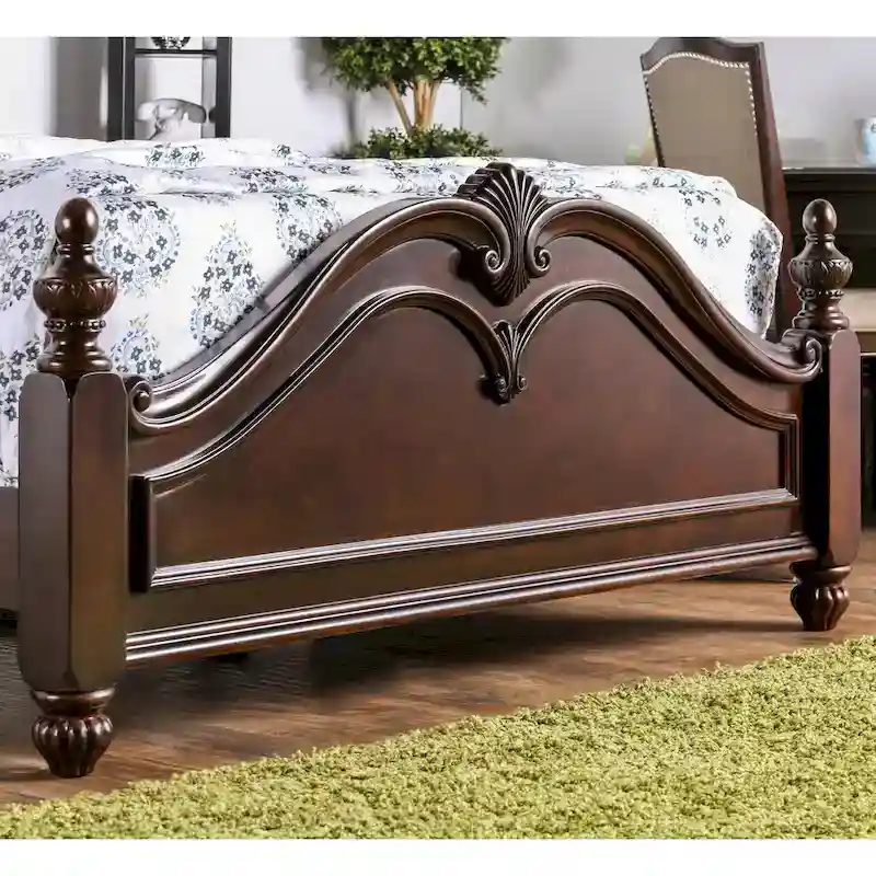 Diva Traditional Cherry Solid Wood 2-Piece Poster Bedroom Set by Furniture of America