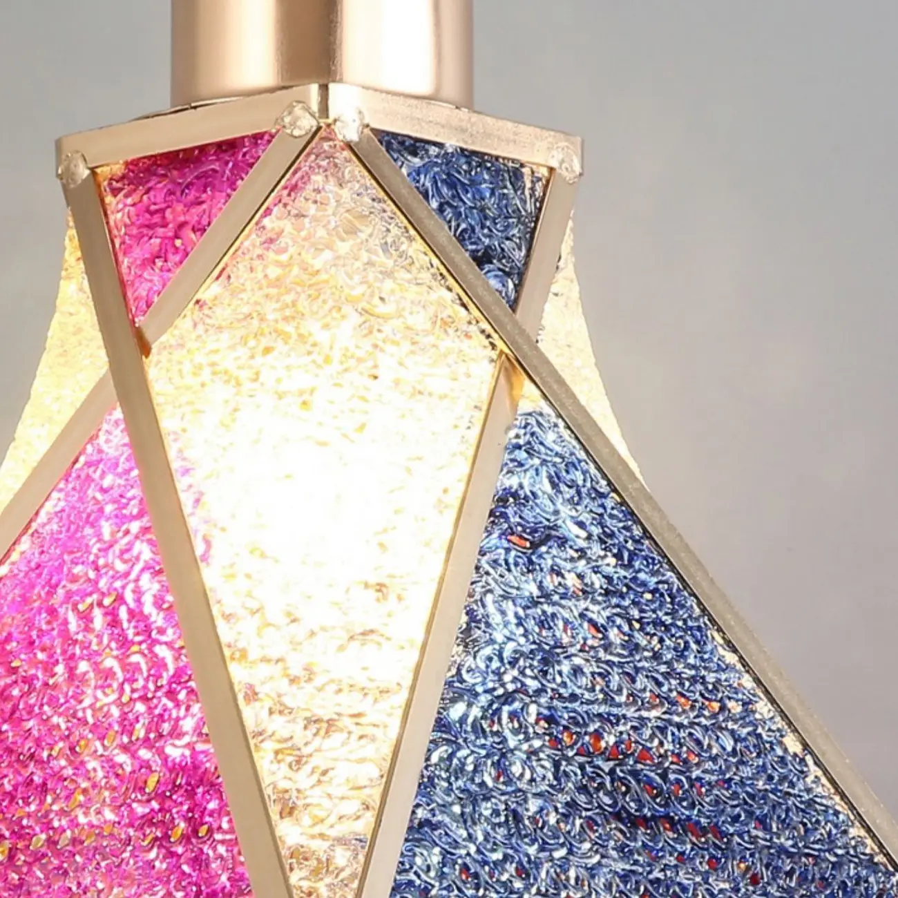 3 Lights Tapered Shape Plastic Modern Adjustable Height Light