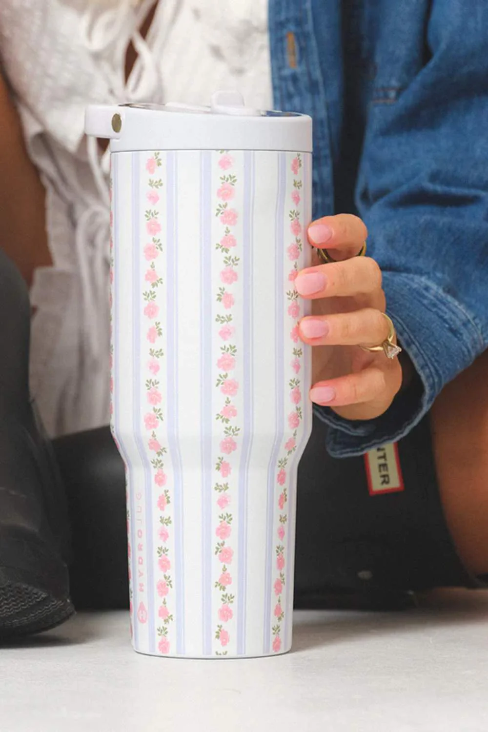 HydroJug Sport 40 oz Tumbler in Primrose Pink | 40OZ PRIMROSE-PINKSTRIPE