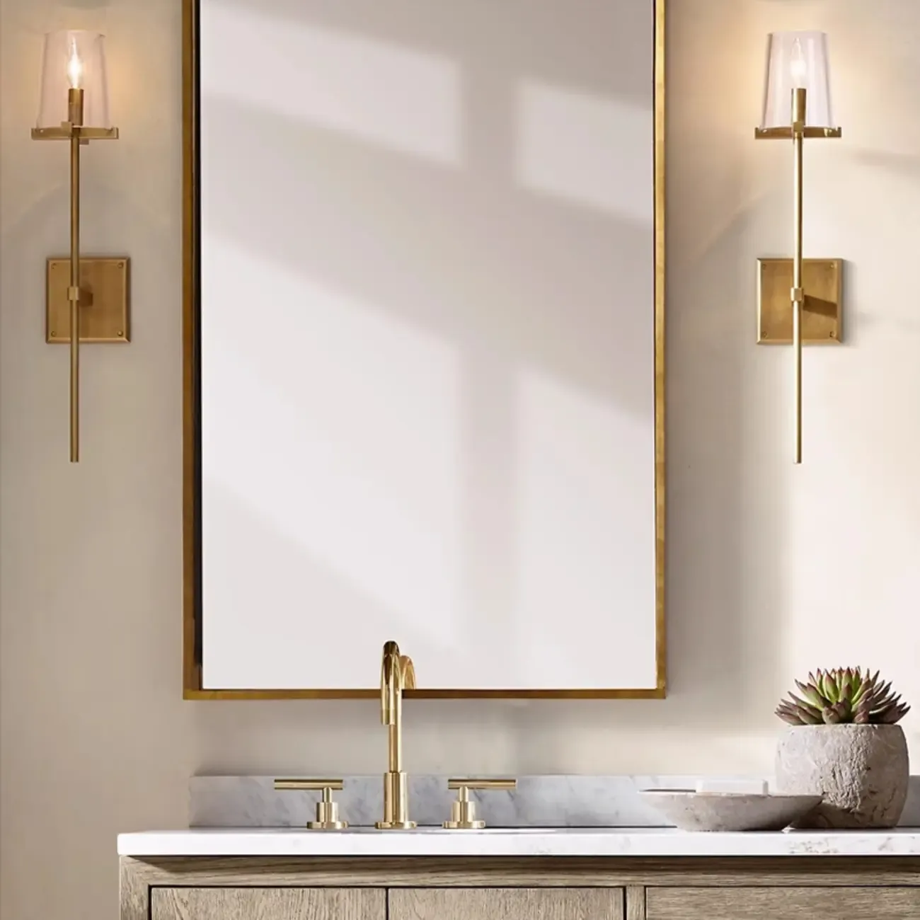 Modern Gold Bathroom Vanity Light with Clear Glass Shade