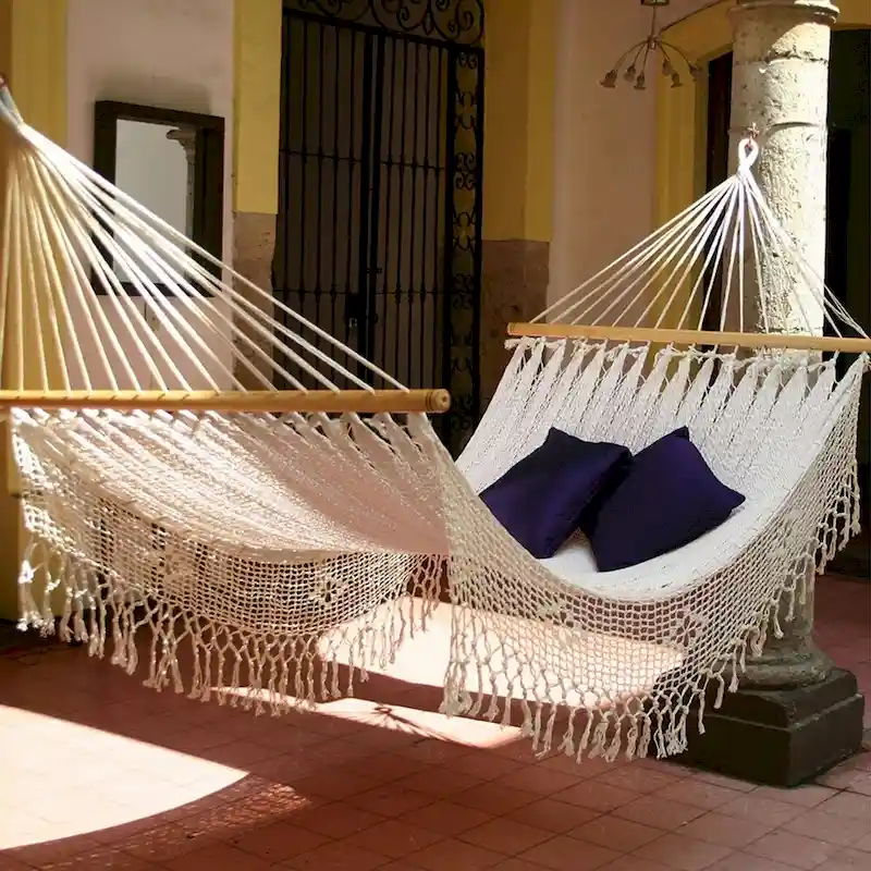 Handmade White Cotton Maya Daydream Hammock (Mexico)