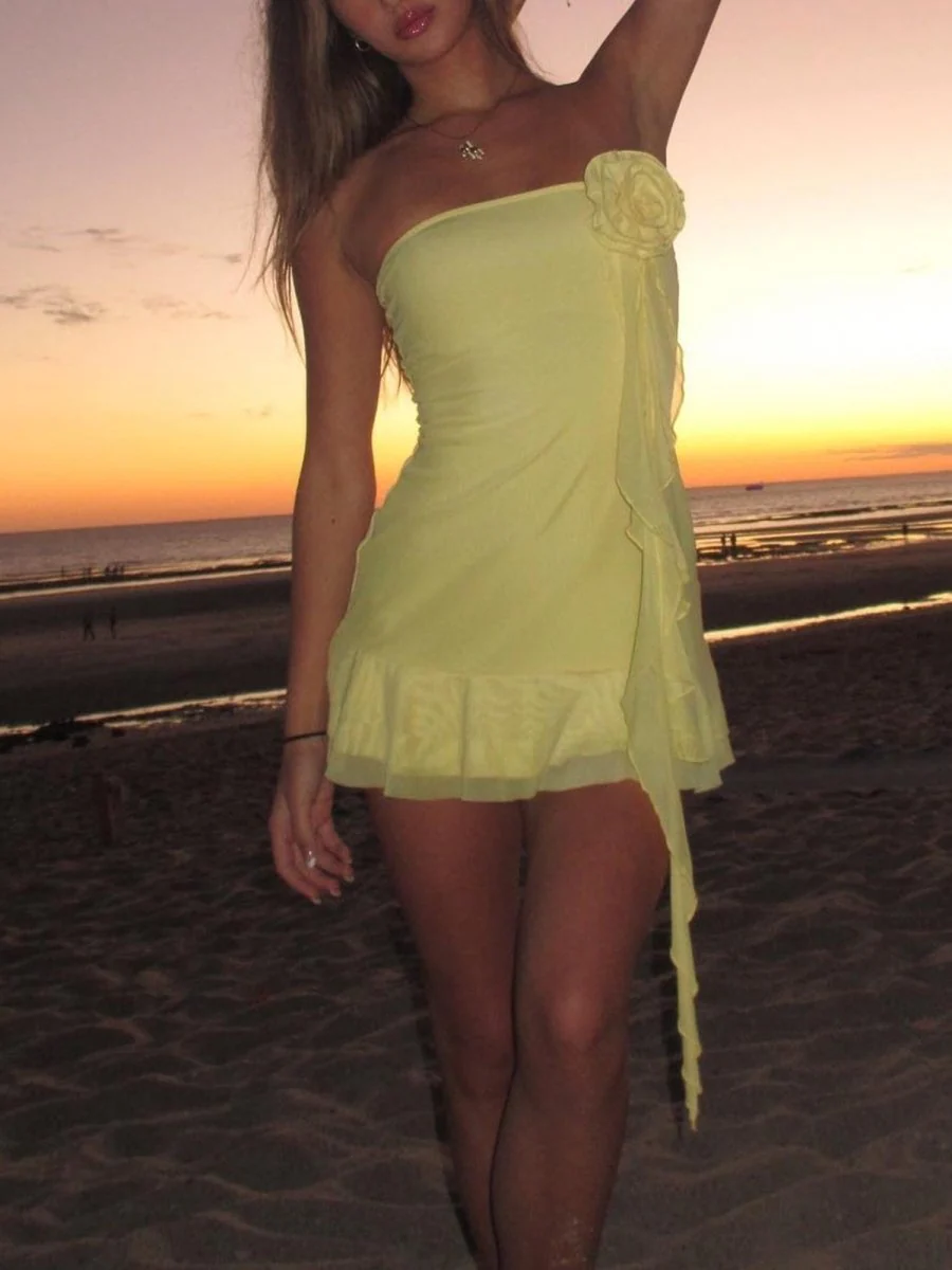 Yellow - Sheath Strapless Chiffon Homecoming Dress with Flower