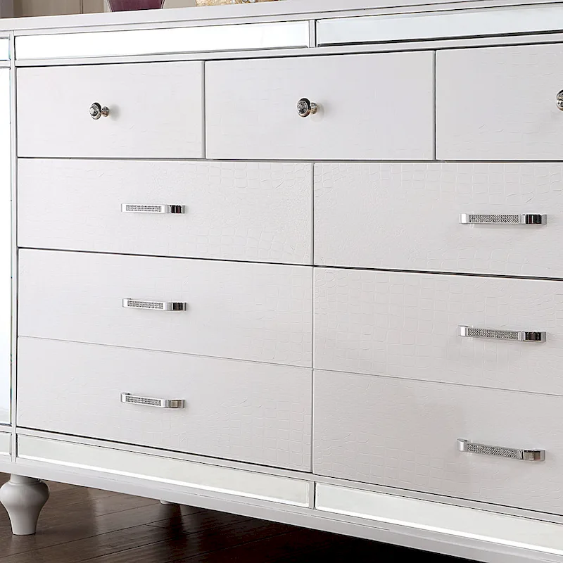 Modern 62-inch Wide Solid Wood 9-Drawer Dresser