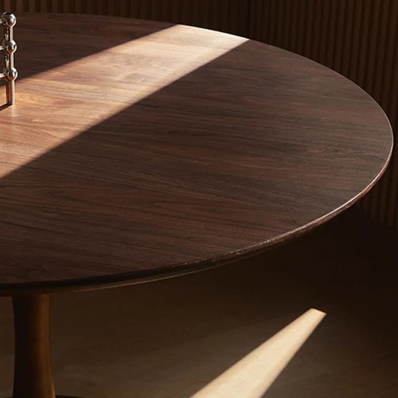 Glam Brown Wood Round Dining Table