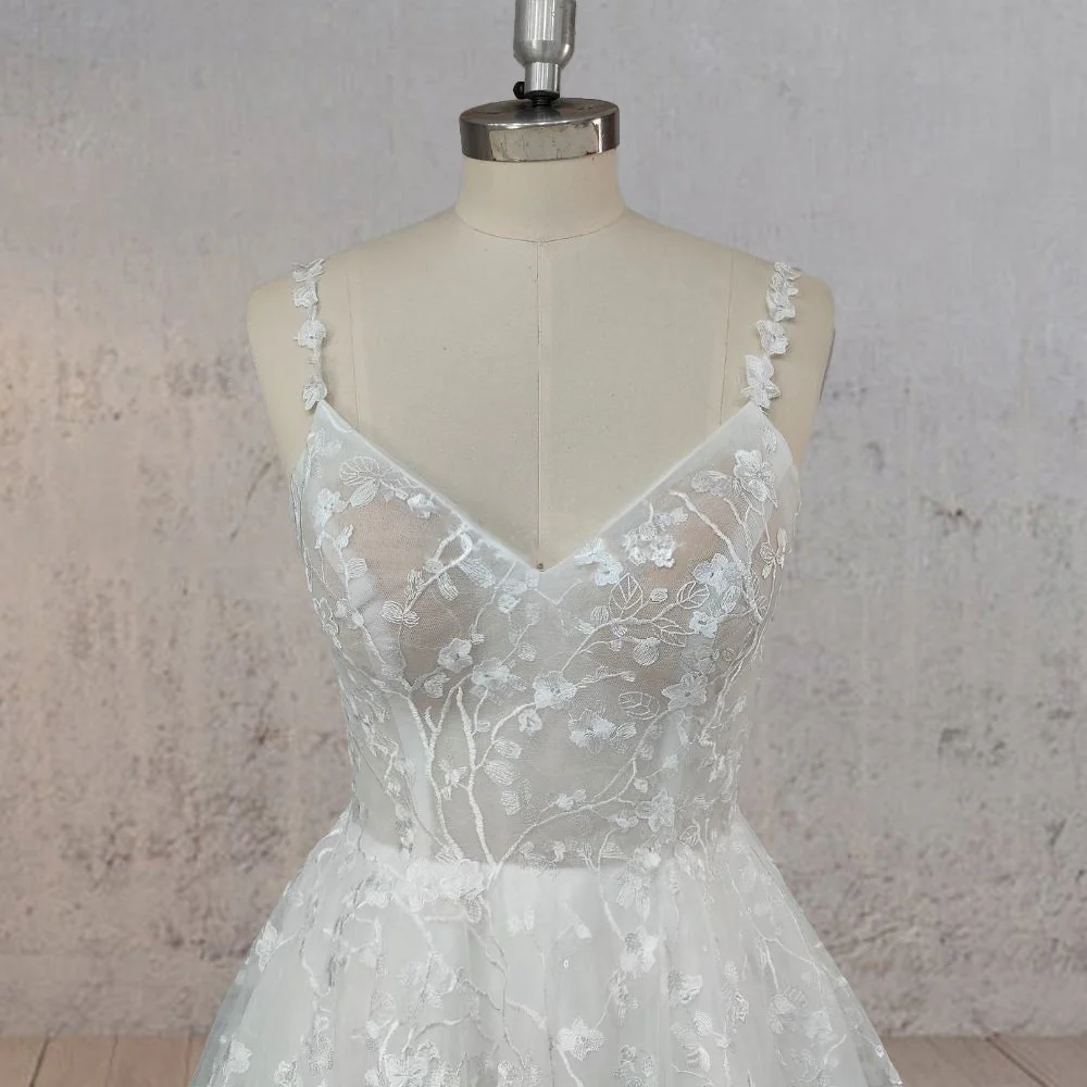 A-Line White Flower Appliqued Tulle Wedding Dress