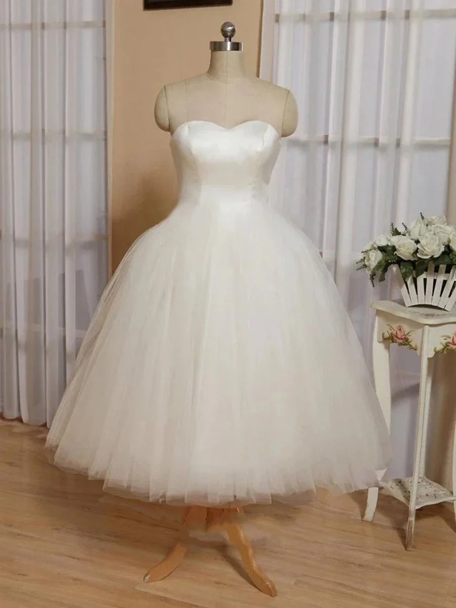 Sweetheart Empire Tea-Length Tulle Wedding Dress With Lace-Up Back