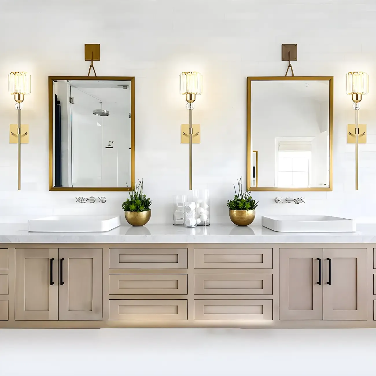 Modern Rod Shape Gold Crystal Vanity Light for Bathroom