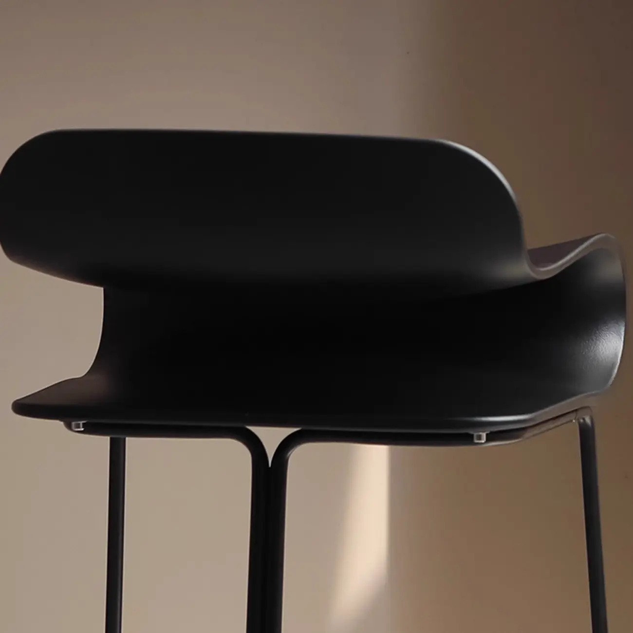 Industrial Plastic Steel Frame Low Back Armless Bar Stool