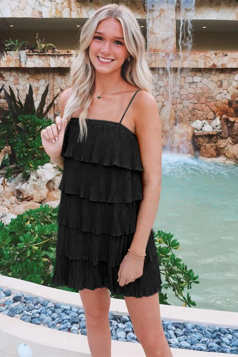 Green Spaghetti Strap Ruffle Tiered Pleated Party Dress