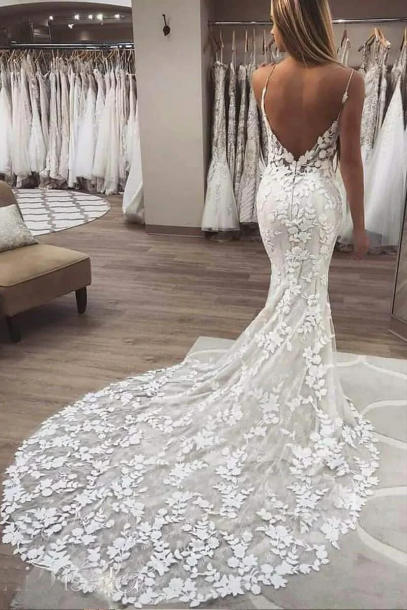 Mermaid Spaghetti Straps V-neck Lace Wedding Dresses