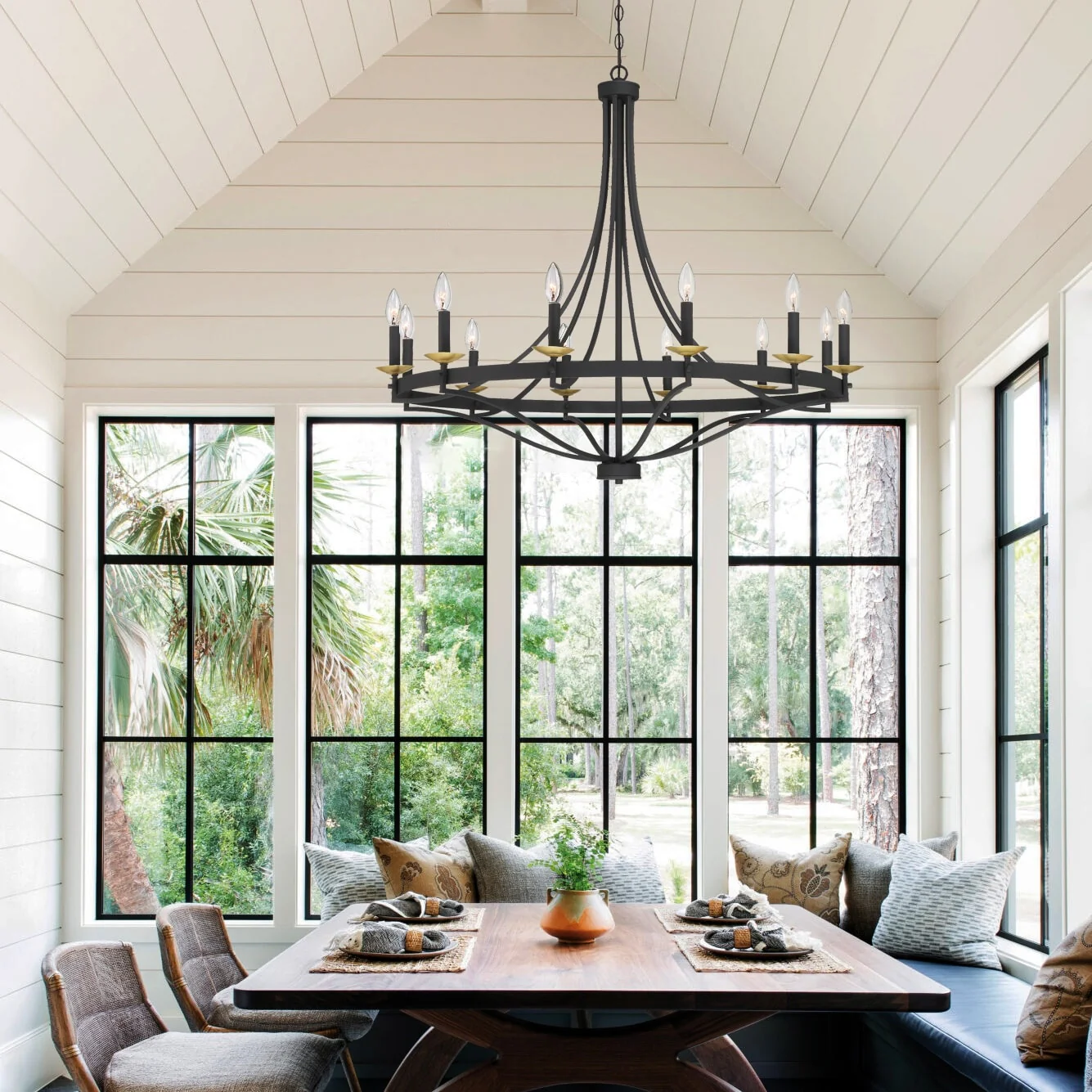 Fidenza 12-light Modern Farmhouse Empire Wagon Wheel Chandelier with UL - D40