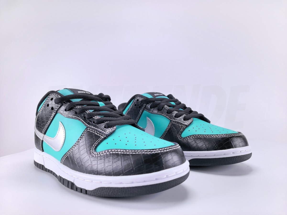 Nike SB Dunk Low Diamond Supply Co. - Aktrende