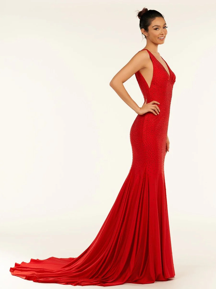 Mermaid Deep V-Neck Beaded Satin Long Prom Dress