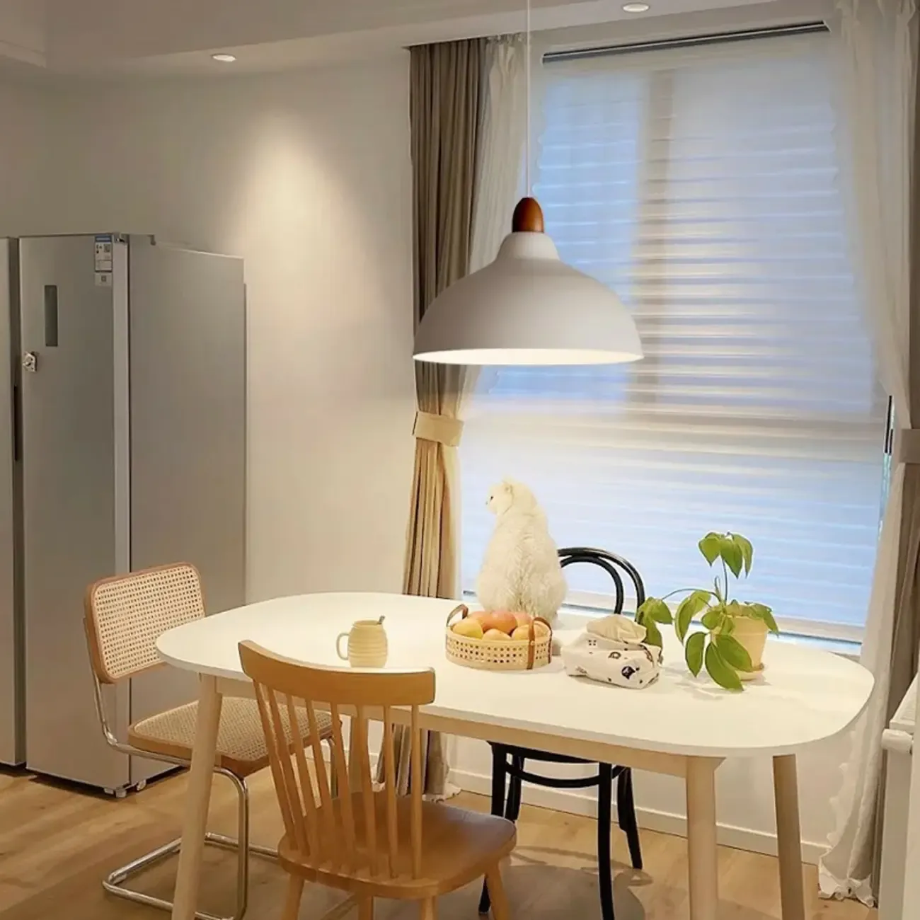 Modern White Metal Bowl Adjustable Kitchen Pendant Light