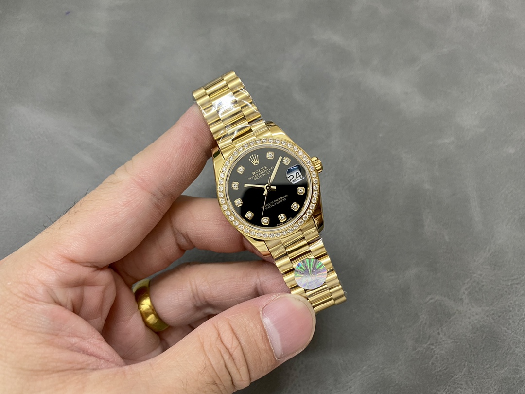 Premium Gold Rolex Replica Watch with Diamond Bezel