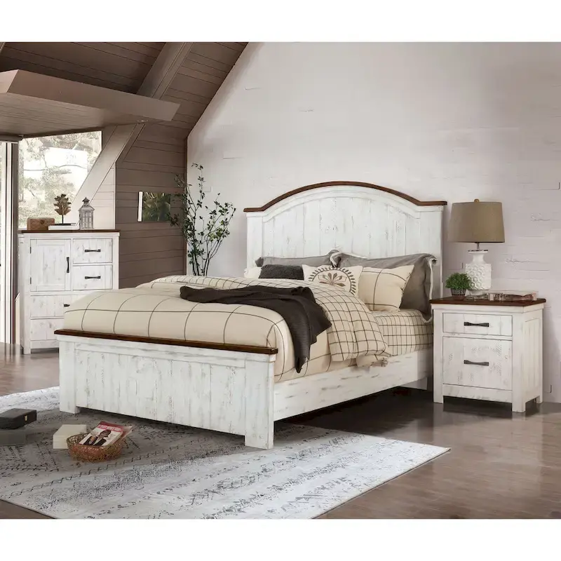 Ynez Farmhouse White Pine 3-Piece Panel Bedroom Set with USB Port by Furniture of America