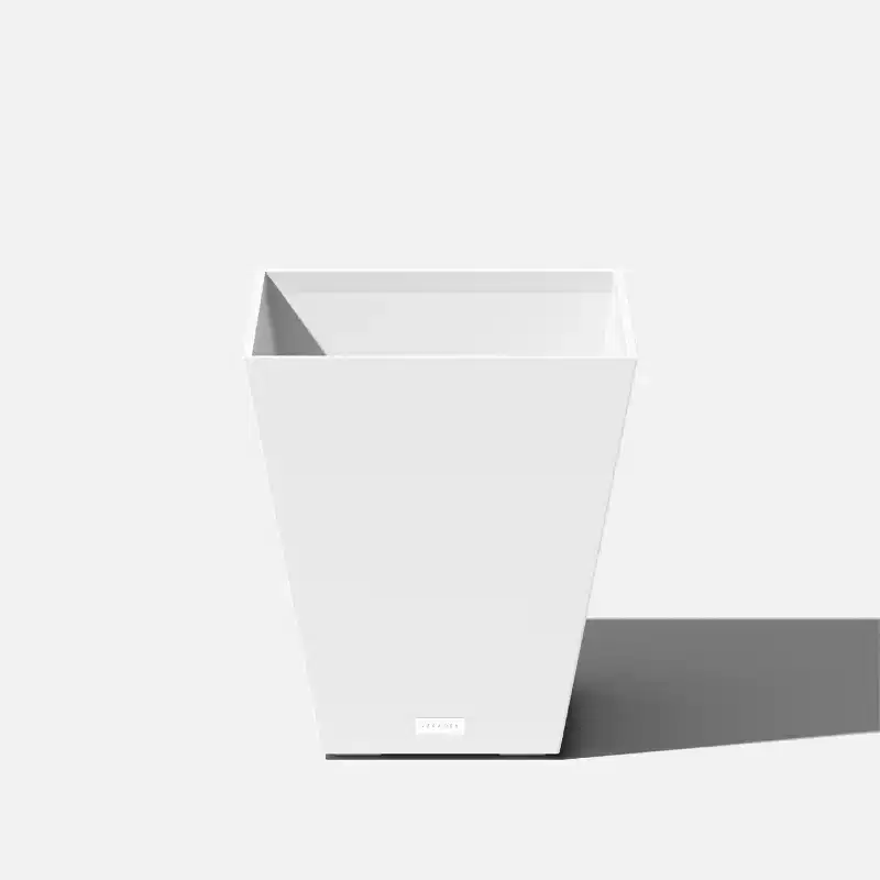 Veradek Pure Series Nobleton Plastic Planter