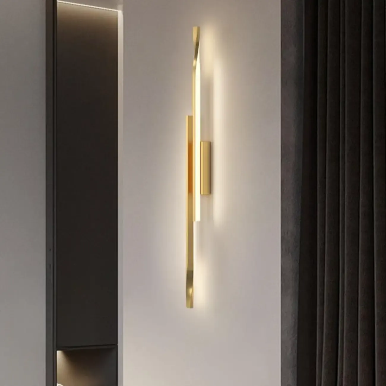 Modern Linear Wall Sconce with Silica Gel Shade