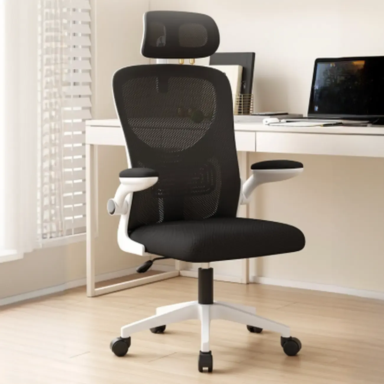 Ergonomic Black White Mesh Adjustable Office Chair