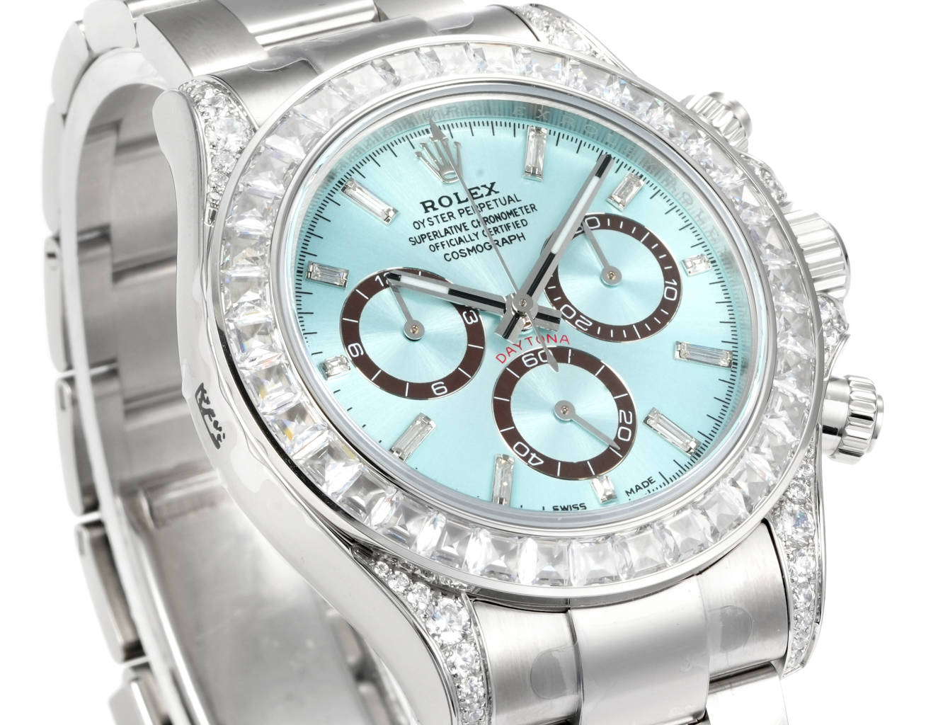 Daytona side profile showing screw-down pushers and diamond-set lugs