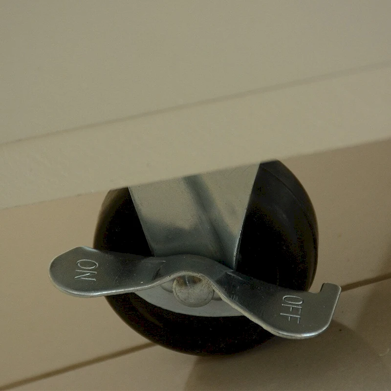 Kitchen Island & Kitchen Cart