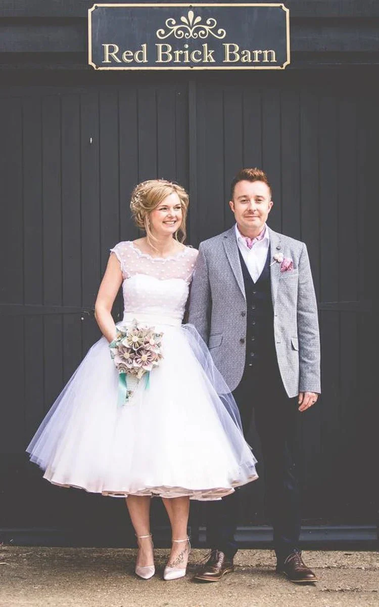 A-Line Short Sleeveless Bell Cap Bat Ribbon Zipper Tulle Lace Dress