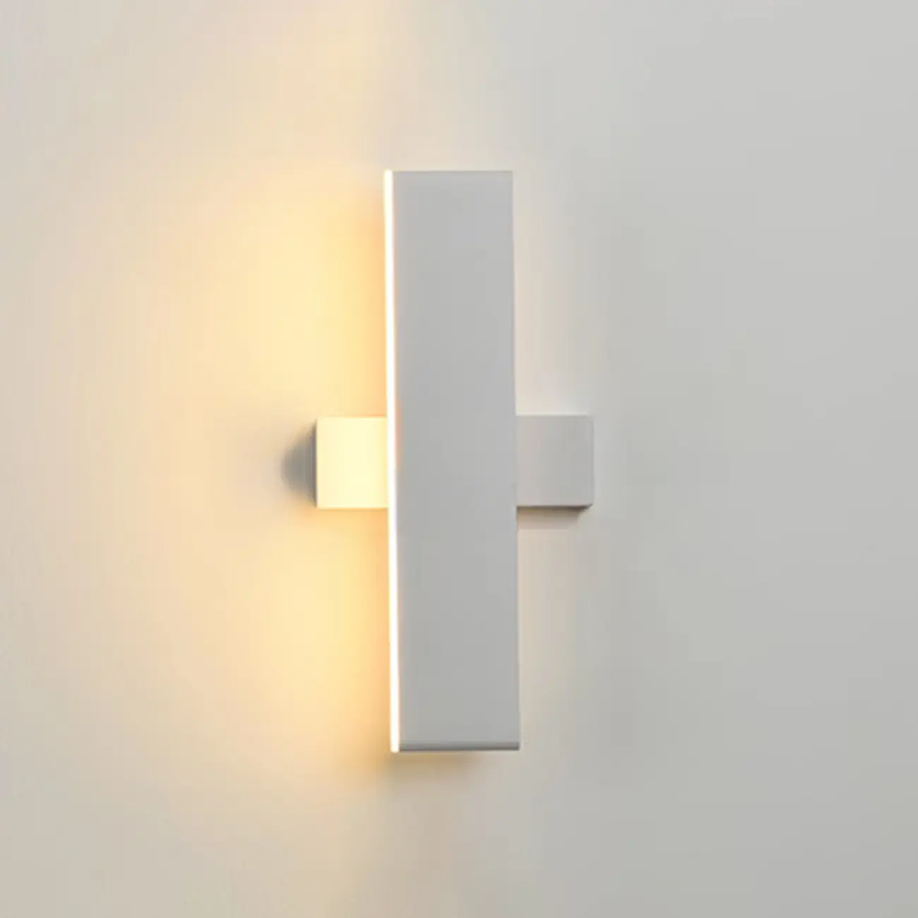 Modern Simple Linear Third Gear Adjustable Wall Sconce
