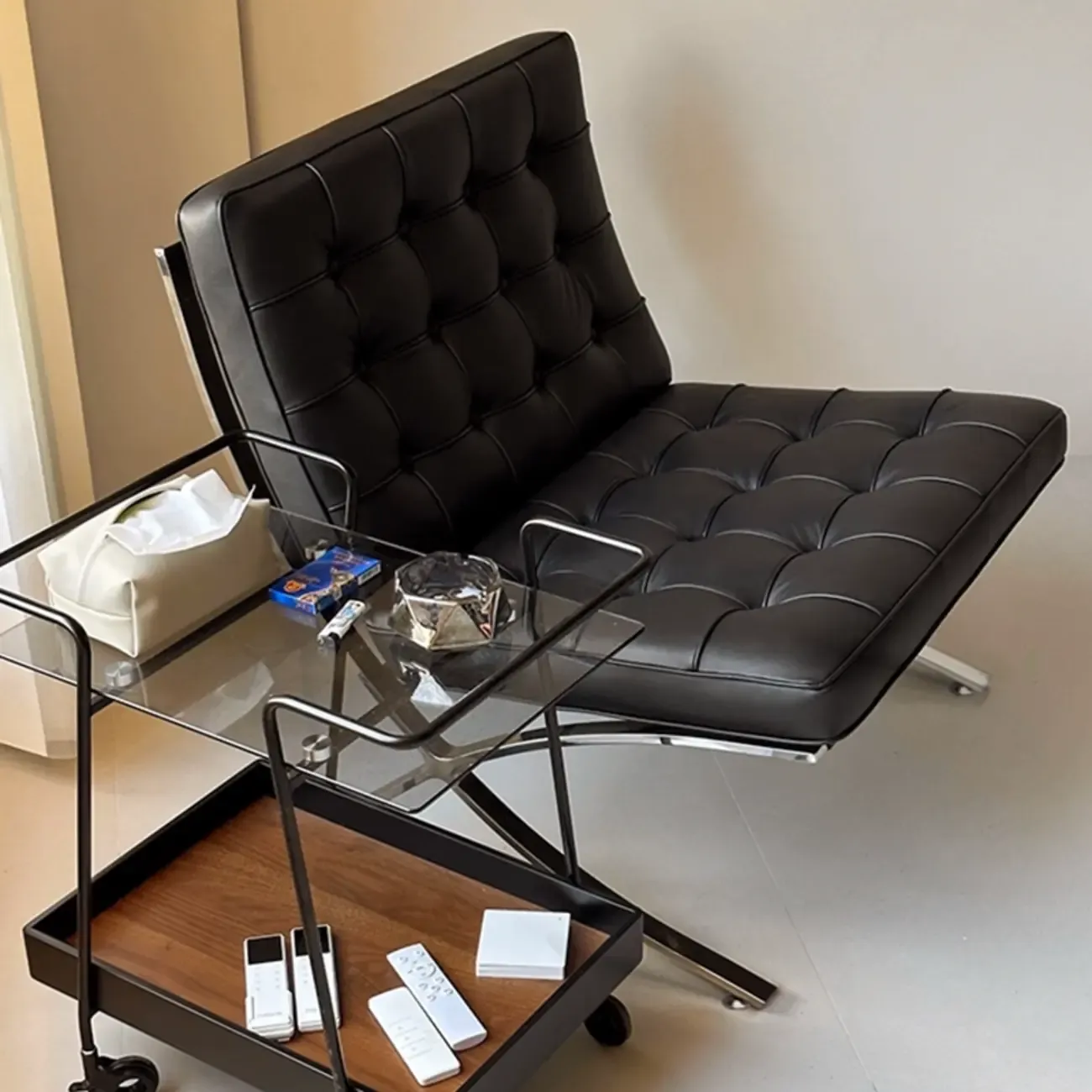 Mid-Century Modern  Leather Lazy Lounge Accent Chair