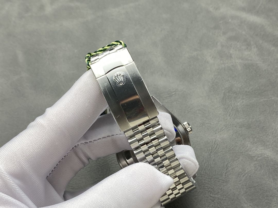 Cierre Jubilee de la copia Rolex con logo grabado