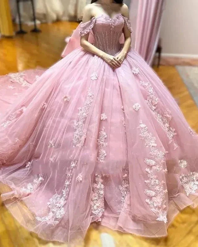 Off The Shoulder Lace Up Back Appliques Tulle Quinceanera Dress