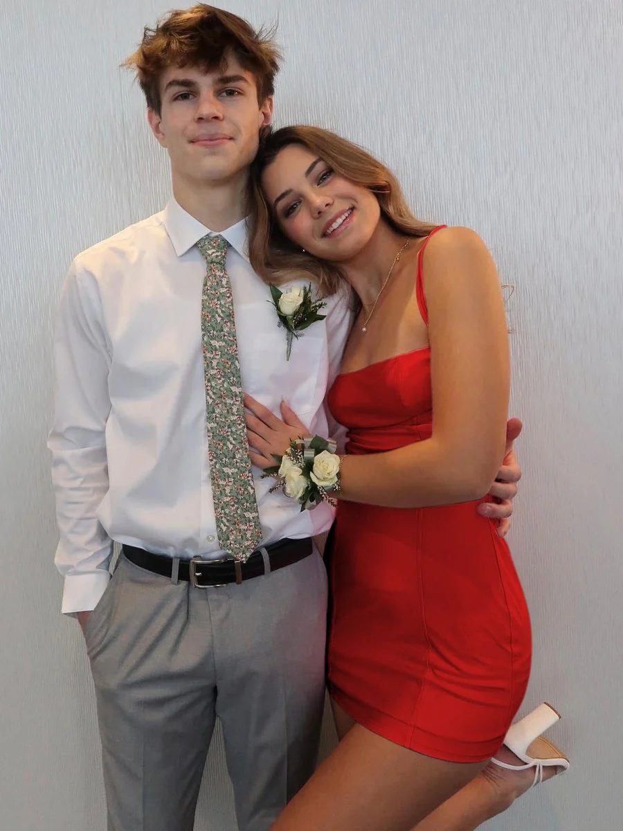 Red - Spaghetti Straps Bodycon Short Satin Homecoming Dresses