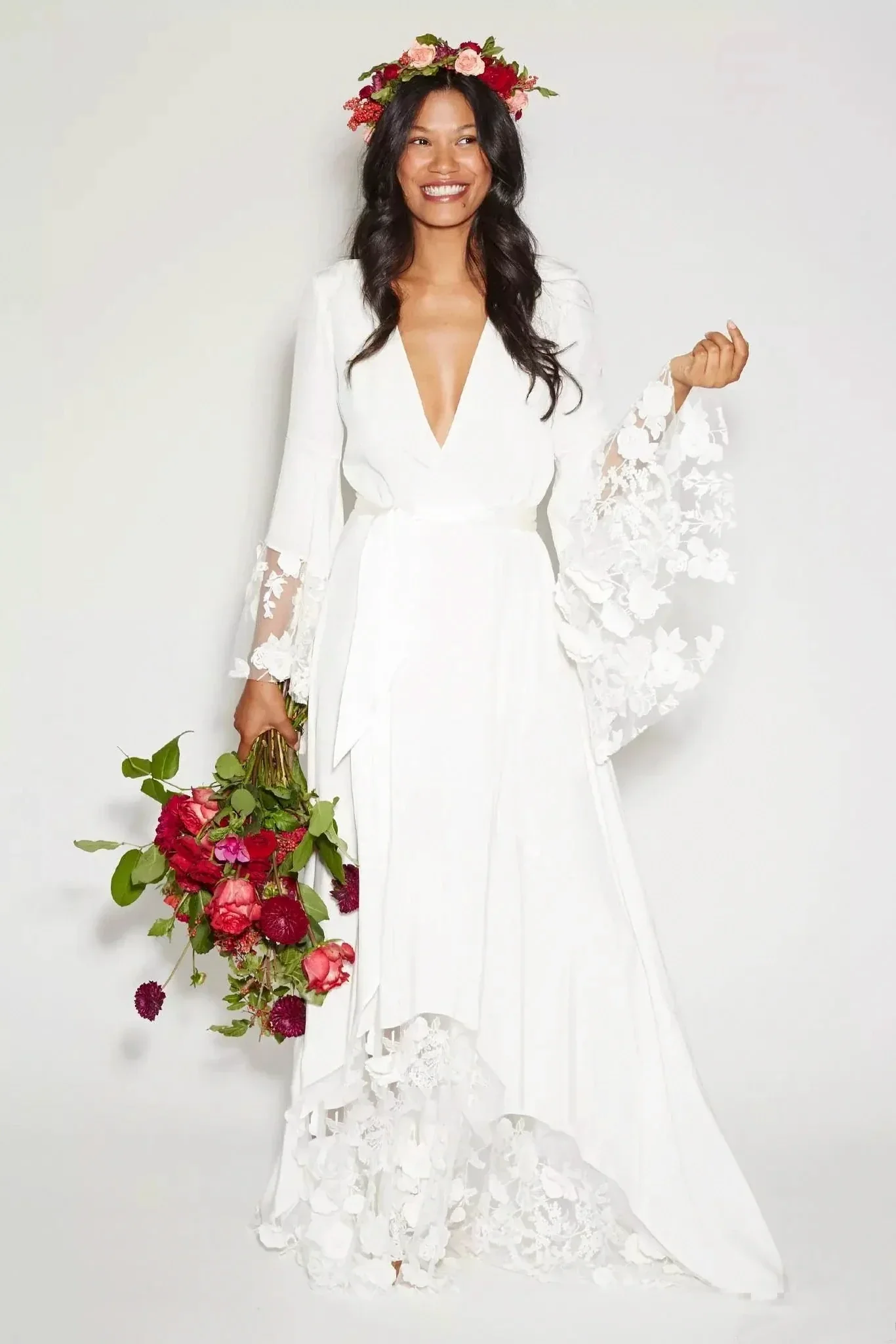 Modest Hippie Bohemian Long Sleeve V-Neck Lace Wedding Dress